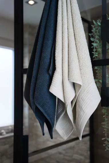 The One Classic Towel 50x100cm - Afbeelding 2