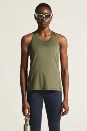 Adv Essence Singlet 2 Women